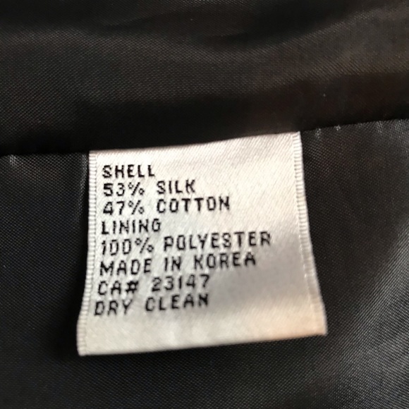 Talbots 3-Season Black Blazer - Picture 4 of 4